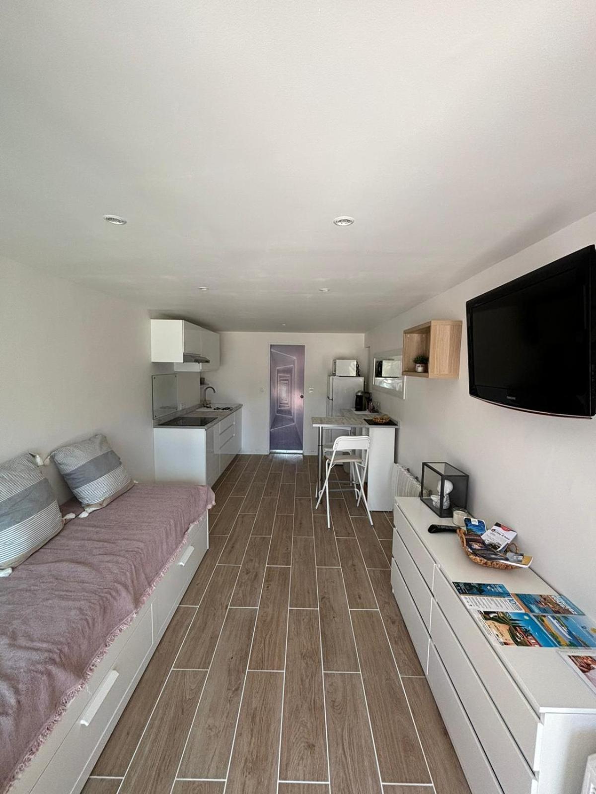 Thalie * Bormes-les-Mimosas